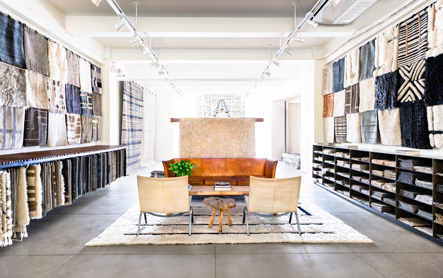 WOVEN.IS / NEW YORK SHOWROOM